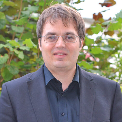 Stefan Müller, Pianist, Organist, Musikschullehrer und Dirigent, Referent WorldWideWettige